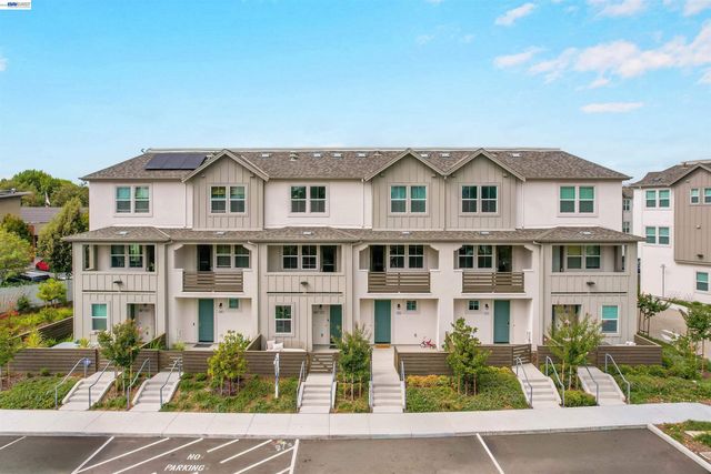 3806 Norbridge Ave, Castro Valley, CA 94546