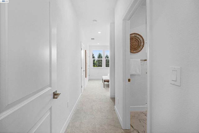 3806 Norbridge Ave, Castro Valley, CA 94546