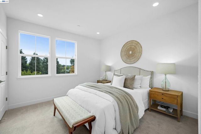3806 Norbridge Ave, Castro Valley, CA 94546