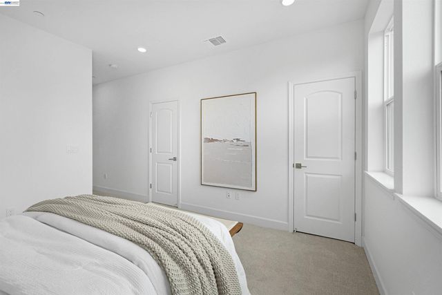 3806 Norbridge Ave, Castro Valley, CA 94546