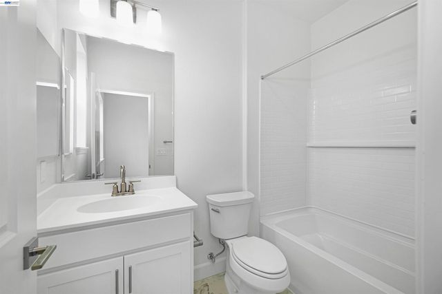 3806 Norbridge Ave, Castro Valley, CA 94546