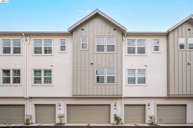 3806 Norbridge Ave, Castro Valley, CA 94546