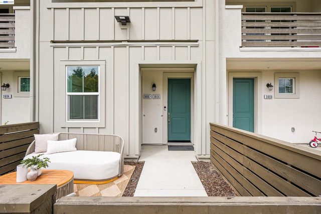 3806 Norbridge Ave, Castro Valley, CA 94546