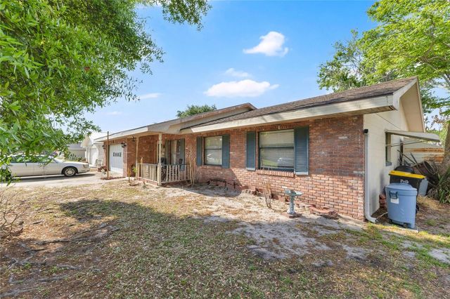 112 SANDBURG LANE, Winter Haven, FL 33884