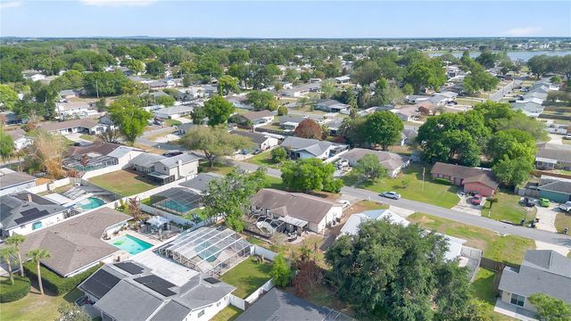 112 SANDBURG LANE, Winter Haven, FL 33884