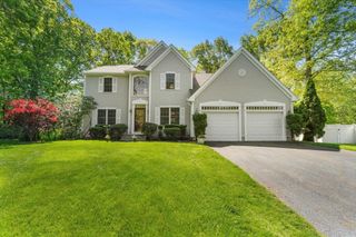7 Whitney Circle, Natick, MA 01760