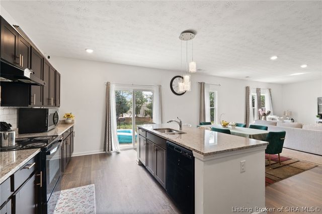 8110 Lucas Lane, Charlestown, IN 47111