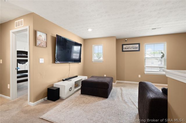 8110 Lucas Lane, Charlestown, IN 47111