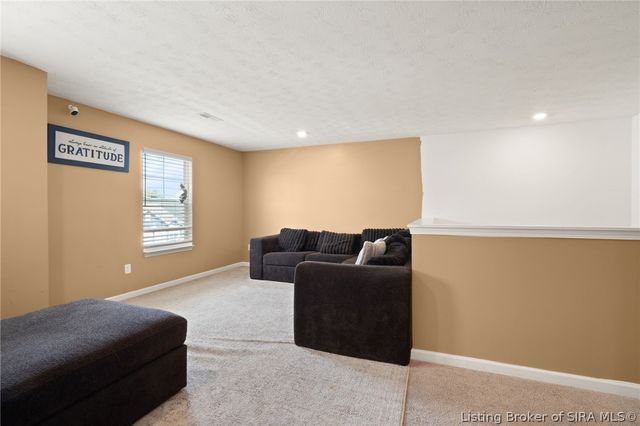 8110 Lucas Lane, Charlestown, IN 47111