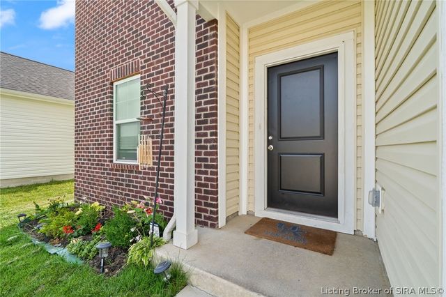 8110 Lucas Lane, Charlestown, IN 47111