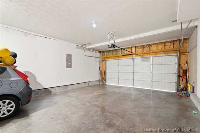 8110 Lucas Lane, Charlestown, IN 47111