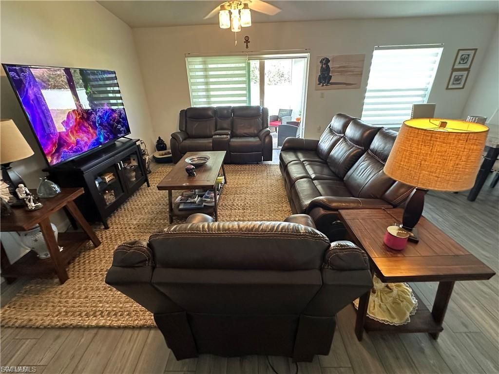 1009 NE 39th TER, CAPE CORAL, FL 33909 — photo 3