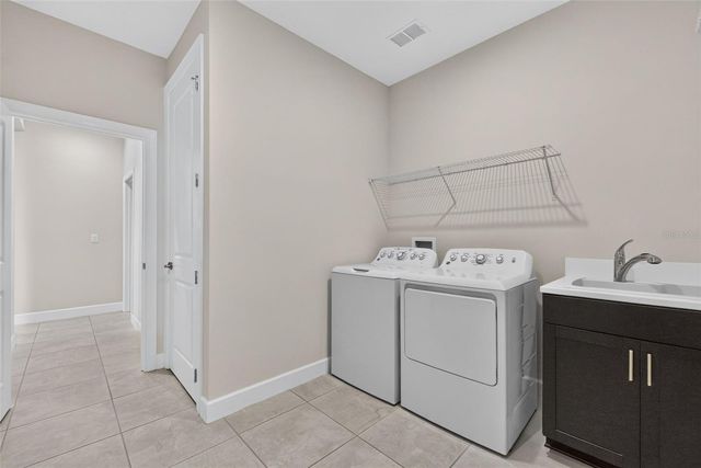 908 BRAEWOOD DRIVE, Clermont, FL 34715