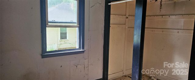 106 Crescent Avenue, Gastonia, NC 28054