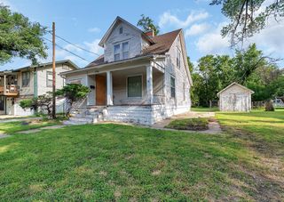 230 W 15th St N, Wichita, KS 67203