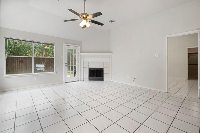 9619 E Withers Way Circle, Houston, TX 77065