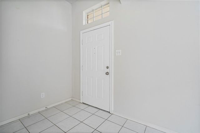 9619 E Withers Way Circle, Houston, TX 77065