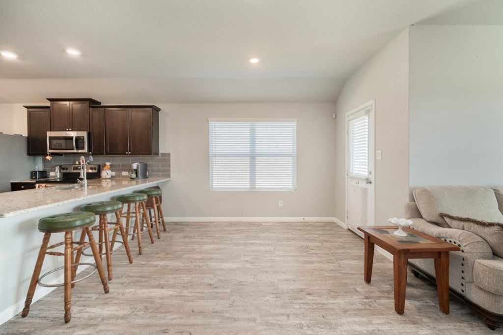 Image 18 of property listing at 218 Holland Park, Schertz, TX 78108