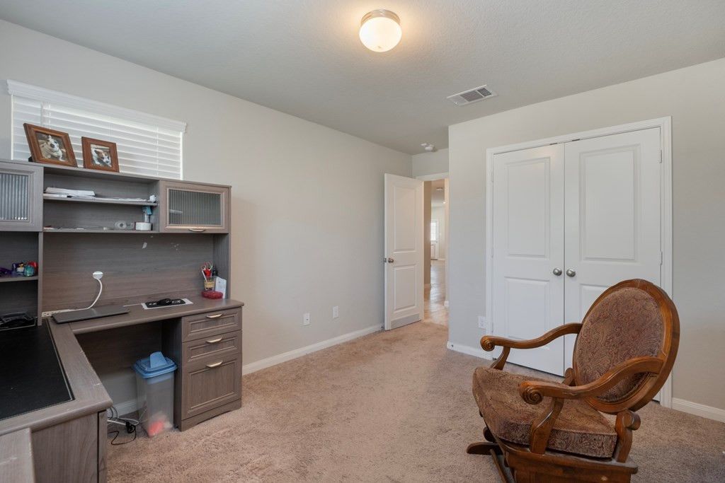 Image 27 of property listing at 218 Holland Park, Schertz, TX 78108