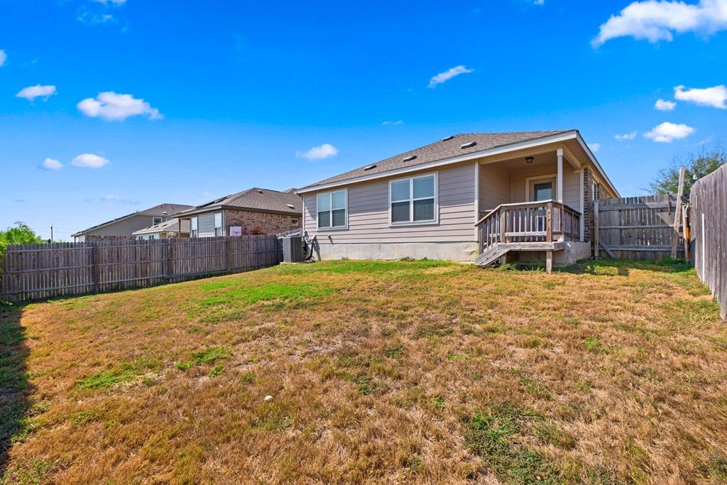 Image 42 of property listing at 218 Holland Park, Schertz, TX 78108