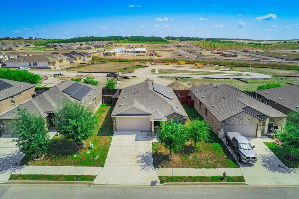 Image 48 of property listing at 218 Holland Park, Schertz, TX 78108