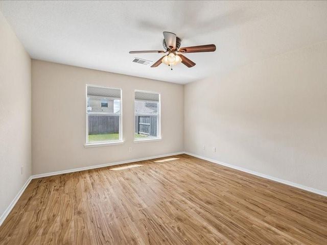 2715 Gaelic Green Street, Houston, TX 77045