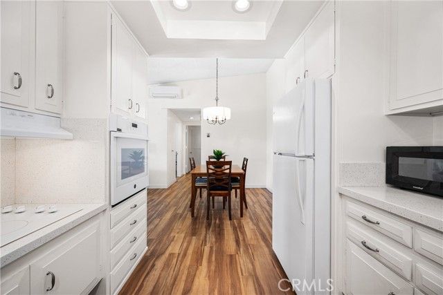 1981 McKinney Way 14K, Seal Beach, CA 90740