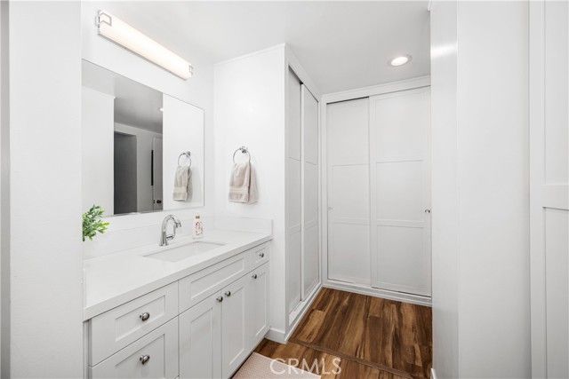 1981 McKinney Way 14K, Seal Beach, CA 90740