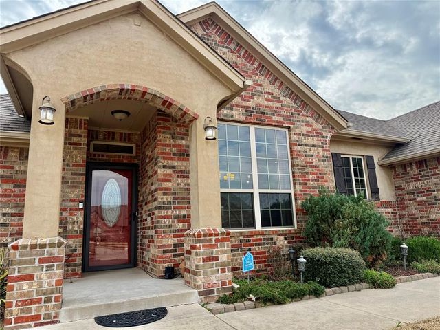 534 W Pine Rose Court Way, Mustang, OK 73064