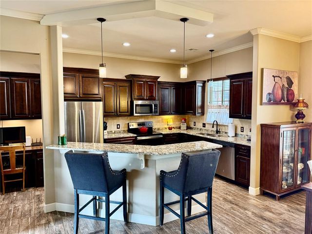 534 W Pine Rose Court Way, Mustang, OK 73064