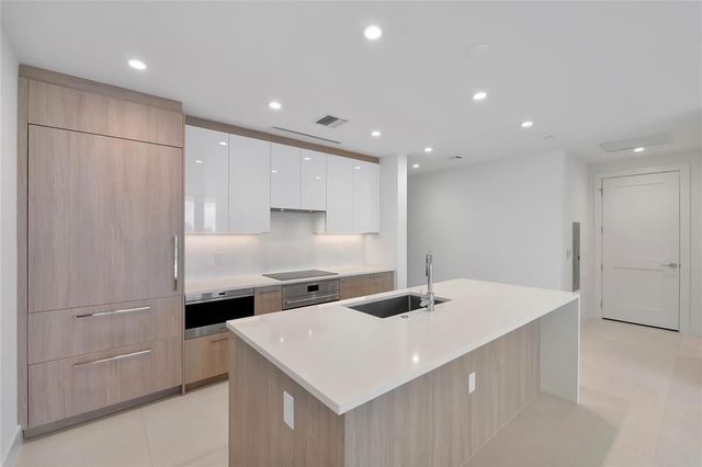 153 N Seabreeze Boulevard N 1803, Fort Lauderdale, FL 33304