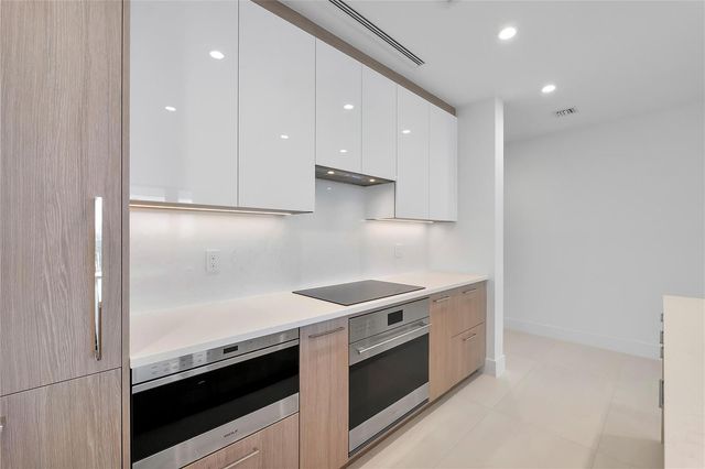 153 N Seabreeze Boulevard N 1803, Fort Lauderdale, FL 33304
