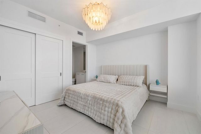 153 N Seabreeze Boulevard N 1803, Fort Lauderdale, FL 33304