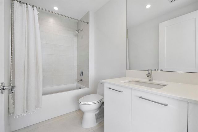 153 N Seabreeze Boulevard N 1803, Fort Lauderdale, FL 33304