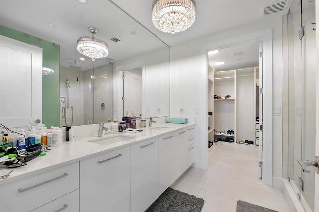 153 N Seabreeze Boulevard N 1803, Fort Lauderdale, FL 33304
