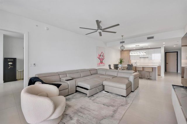 153 N Seabreeze Boulevard N 1803, Fort Lauderdale, FL 33304