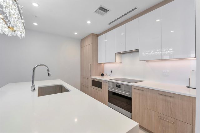 153 N Seabreeze Boulevard N 1803, Fort Lauderdale, FL 33304