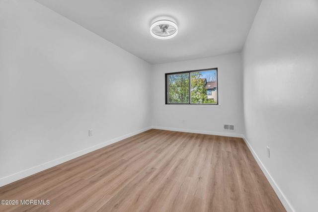 165 Penn Court, Matawan, NJ 07747