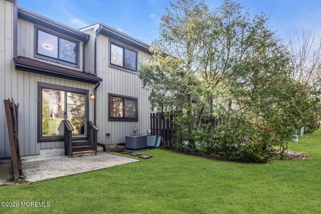 165 Penn Court, Matawan, NJ 07747