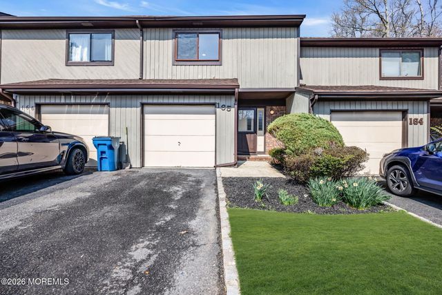 165 Penn Court, Matawan, NJ 07747