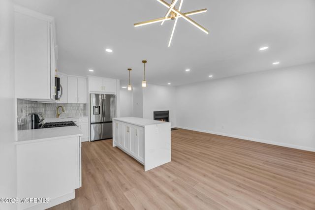 165 Penn Court, Matawan, NJ 07747