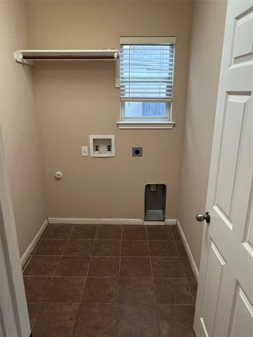 30003 Bumble Bee DR, Georgetown, TX 78628