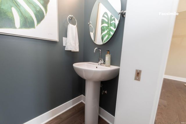 1560 S Piazza Drive, Bloomington, IN 47401