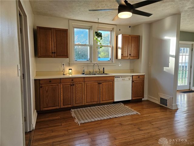 2939 Mechanicsburg Road, Springfield, OH 45503