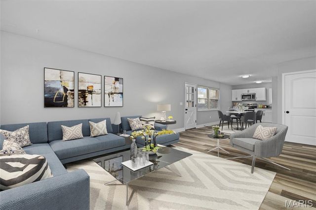 1025 Belmont Terrace, Florissant, MO 63033