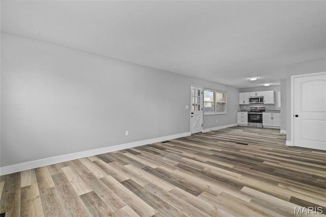 1025 Belmont Terrace, Florissant, MO 63033