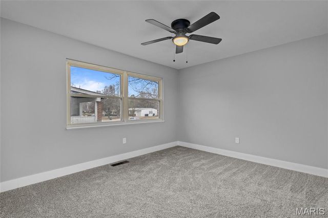 1025 Belmont Terrace, Florissant, MO 63033