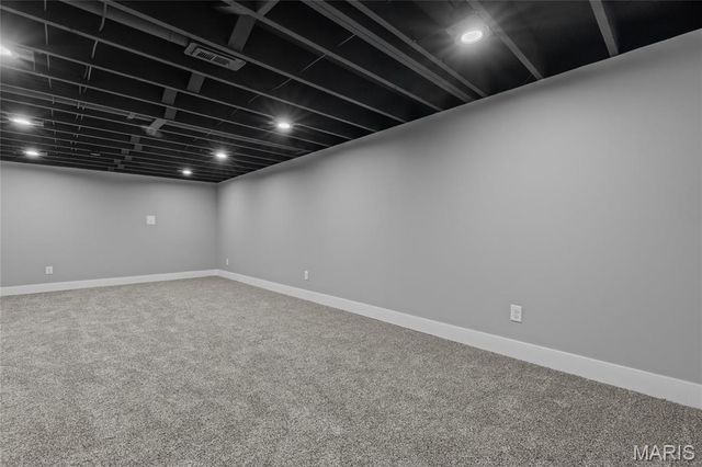 1025 Belmont Terrace, Florissant, MO 63033