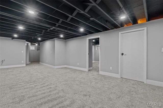 1025 Belmont Terrace, Florissant, MO 63033