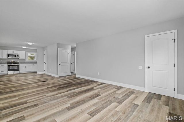 1025 Belmont Terrace, Florissant, MO 63033